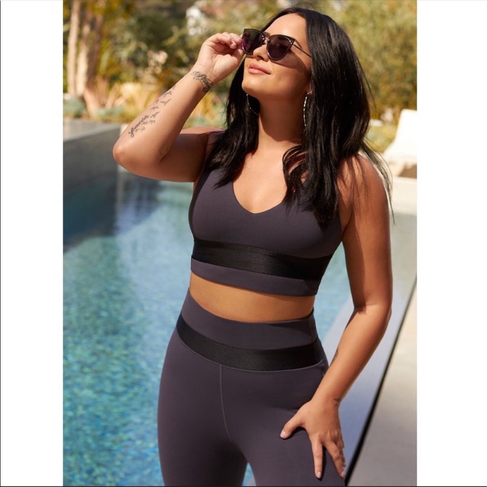 Fabletics Demi Lovato Stretto II Valetta Active wear set